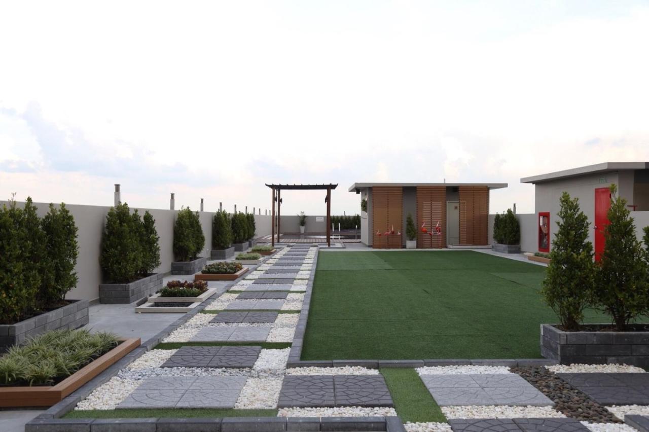 Miracle Suvarnabhumi Airport Bang Phli Exterior foto